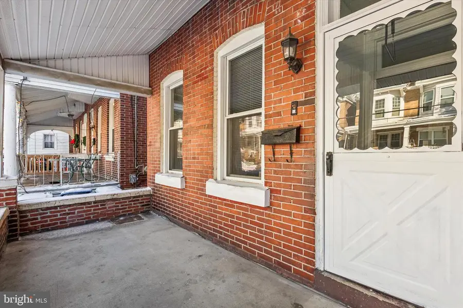 206 Chain St, Norristown, PA 19401 - Image #2