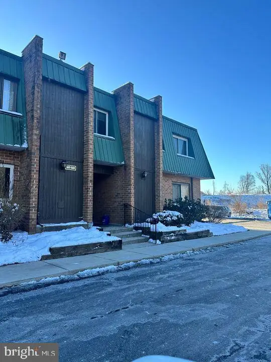 1602 Meadowview Ln #1602, Monterey Clare, PA 19453 - Image #2