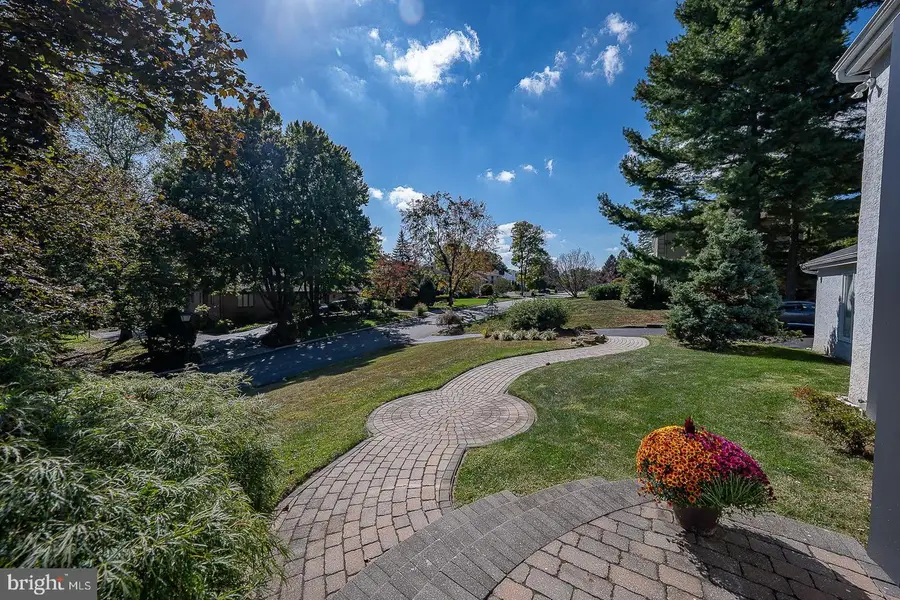 1288 Bobarn Dr, Penn Valley, PA 19072 - #2