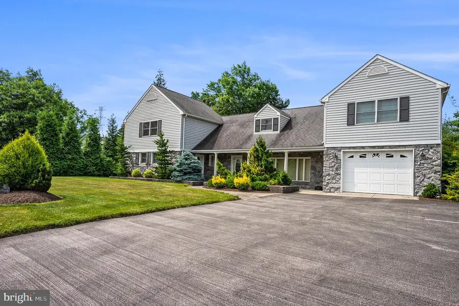 903 Germantown Pike, Plymouth Meeting, PA 19462 - #2