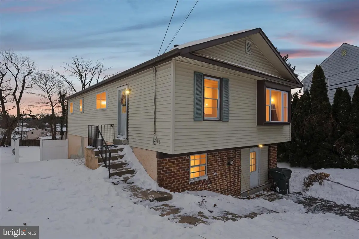 1551 Fitzwatertown Rd, Willow Grove, PA 19090 - #1