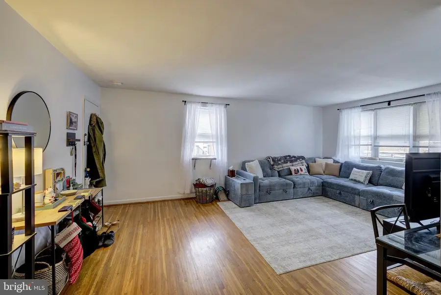 32 Windsor Rd, Glenside, PA 19038 - #3