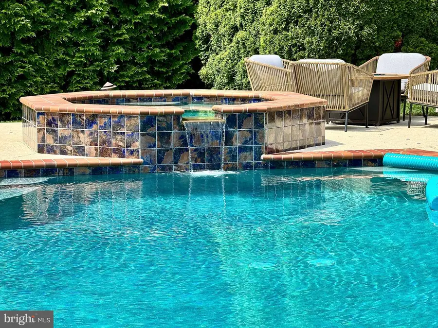 1710 Thornbury Ln, Maple Glen, PA 19002 - #3