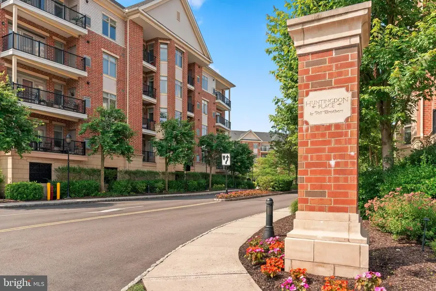 516 Carson Ter, Huntingdon Valley, PA 19006 - #2