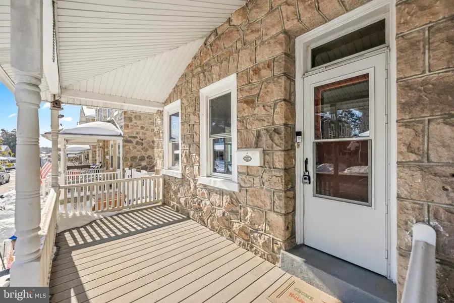 458 Renfrew Ave, Ambler, PA 19002 - #3