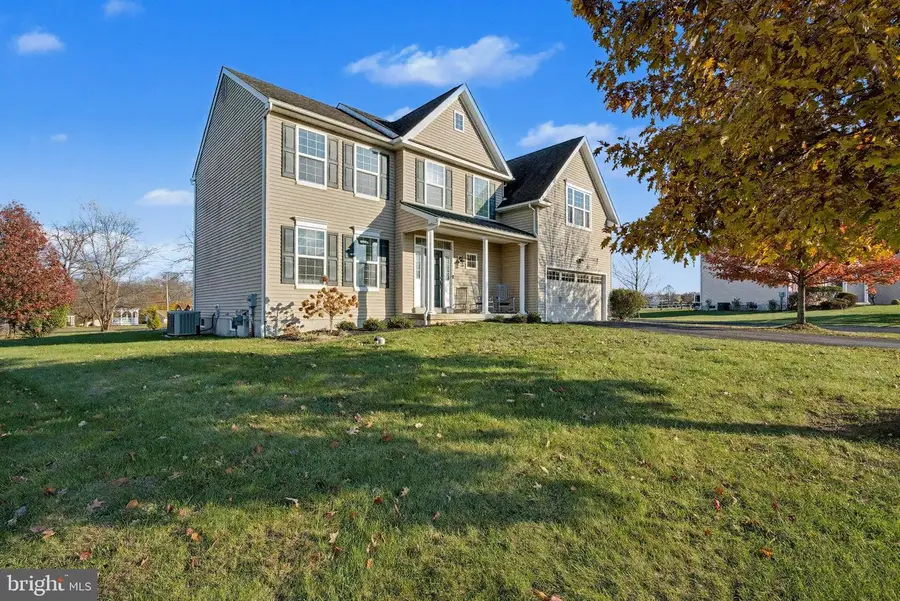 118 Fairbrook Dr, Gilbertsville, PA 19525 - Image #3