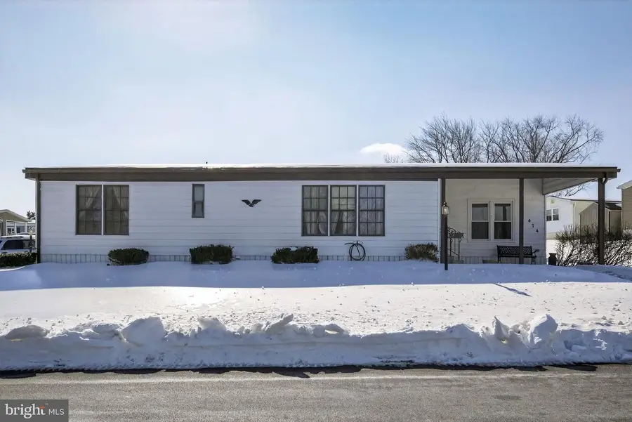 474 Neshaminy Falls Cir, North Wales, PA 19454 - Image #2