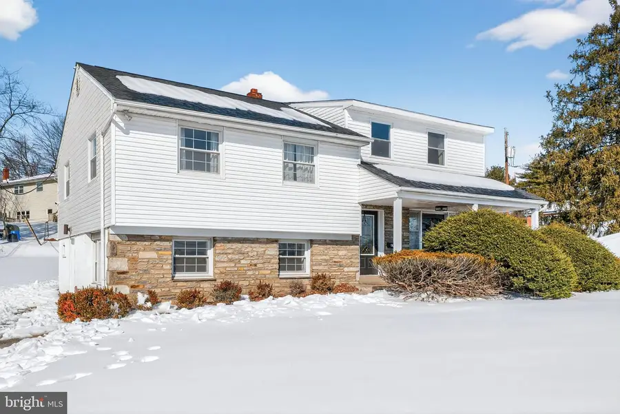 1701 Swede Rd, Blue Bell, PA 19422 - #2