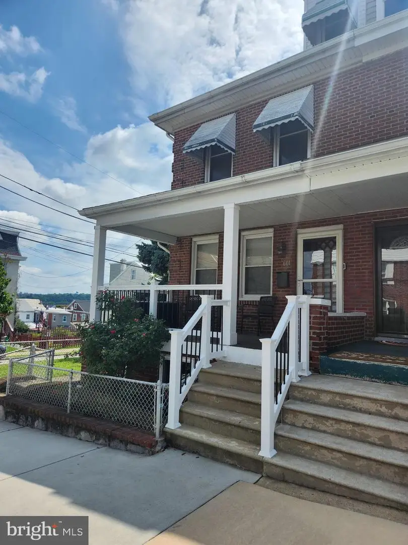 601 Green St, Bridgeport, PA 19405 - Image #3