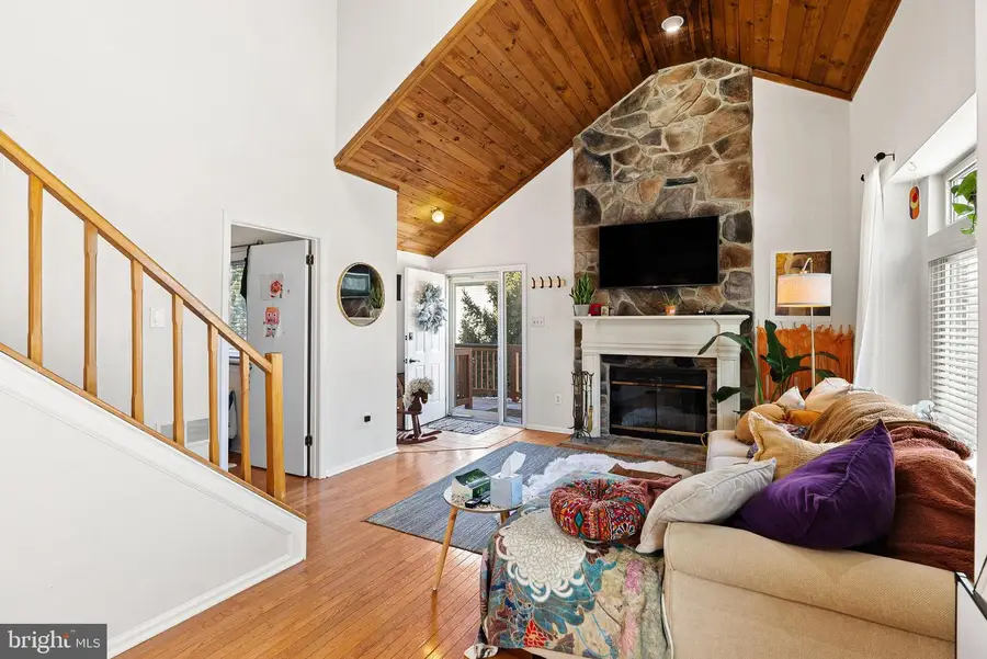 415 Brown Briar Cir, Horsham, PA 19044 - #2