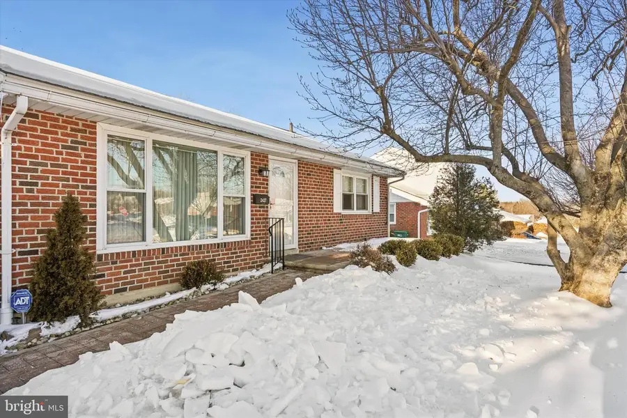 2427 Springview Rd, Norristown, PA 19401 - Image #3