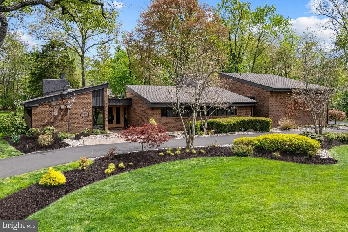 420 Cathcart Rd, Blue Bell, PA 19422 - #1