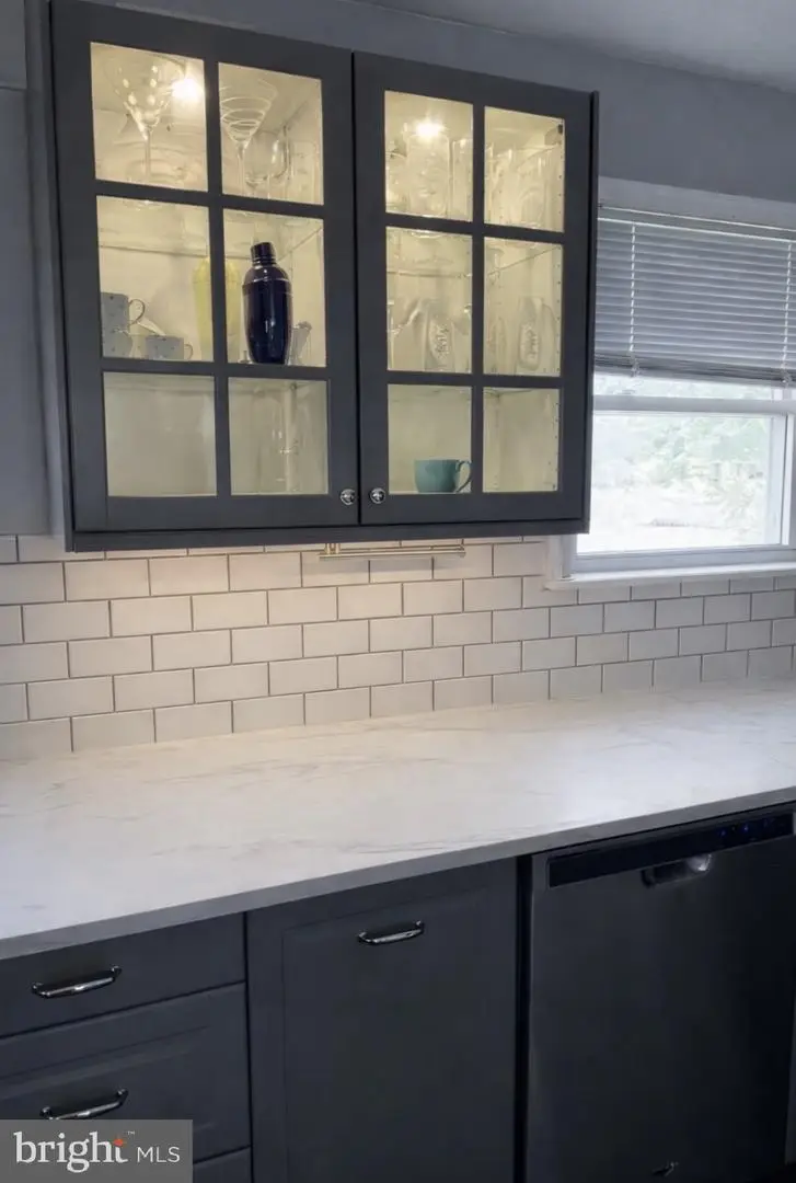 608 Natalie Ln, Norristown, PA 19401 - Image #3