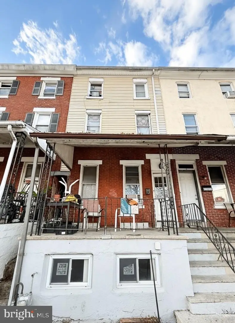 543 Corson St, Norristown, PA 19401 - #1