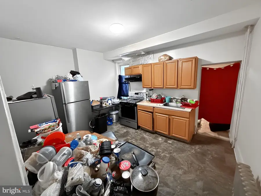 543 Corson St, Norristown, PA 19401 - #3