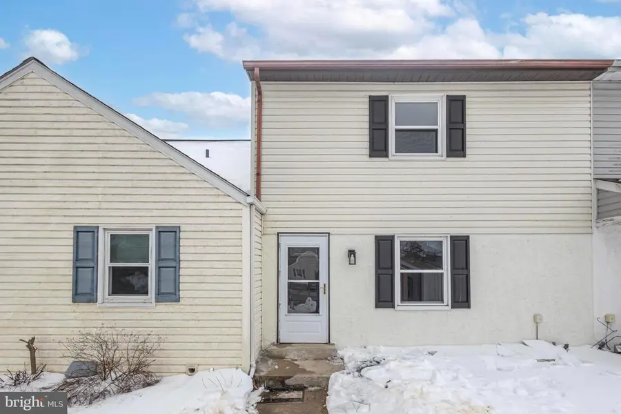 150 Thomas Dr, Telford, PA 18969 - #2