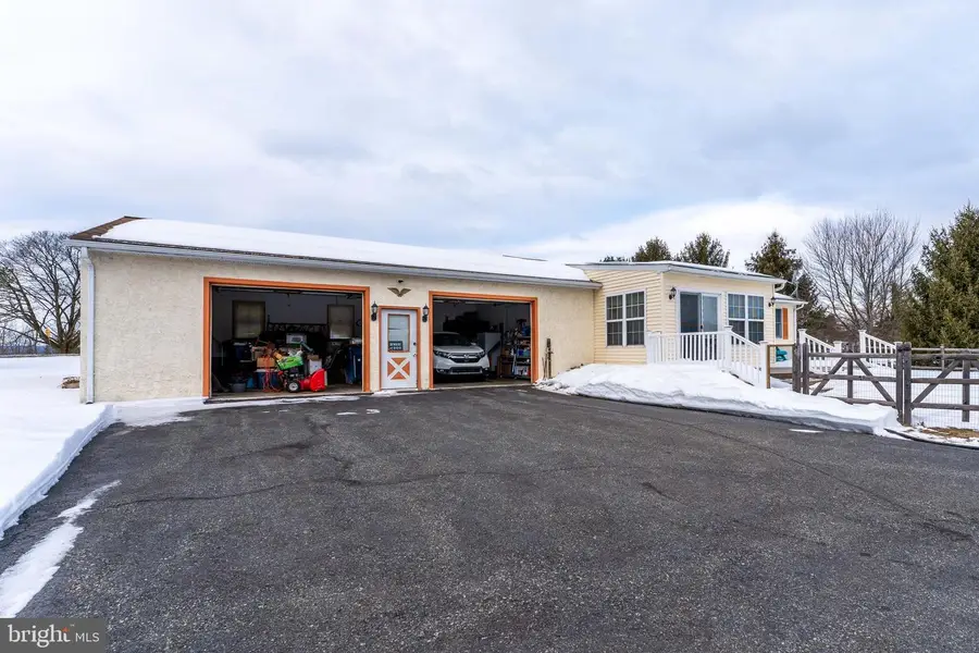 476 Evans Rd, Pottstown, PA 19464 - #2