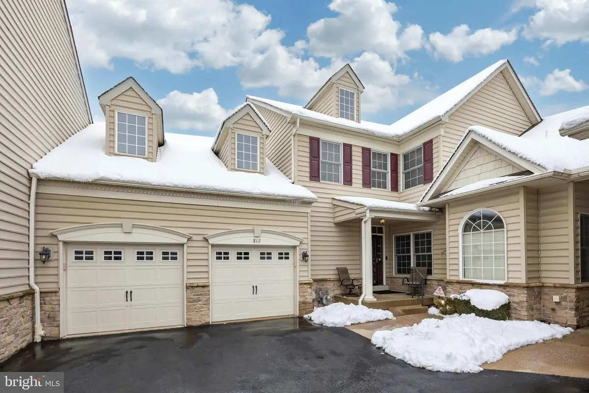 812 E Kennedy Rd, North Wales, PA 19454 - #1