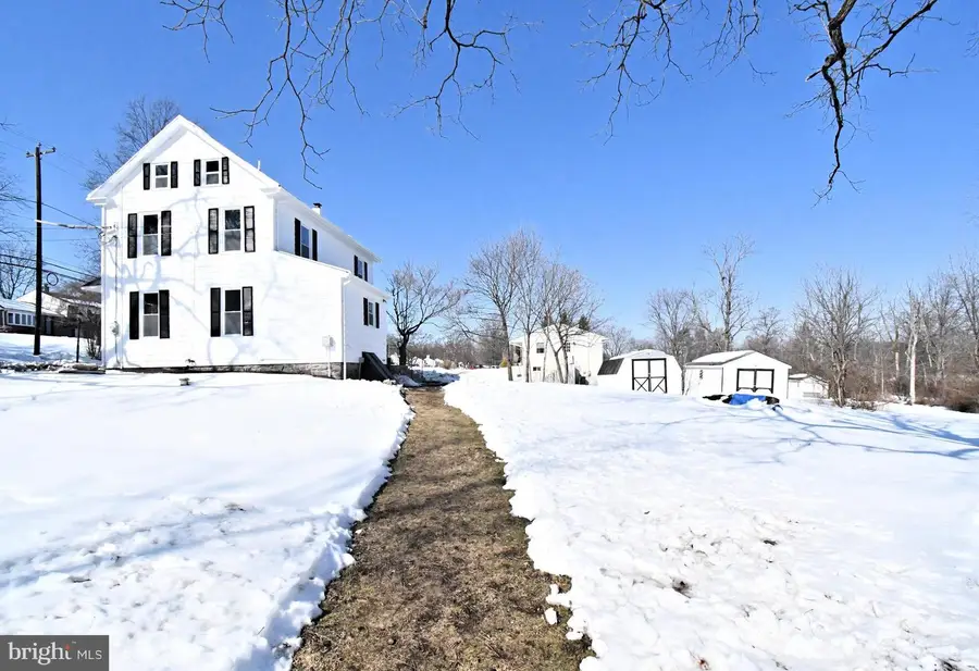 1398 Chestnut Grove Rd, Pottstown, PA 19464 - #3