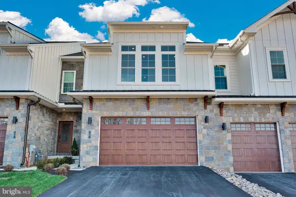 816 Bryce Dr., HORSHAM, PA 19044