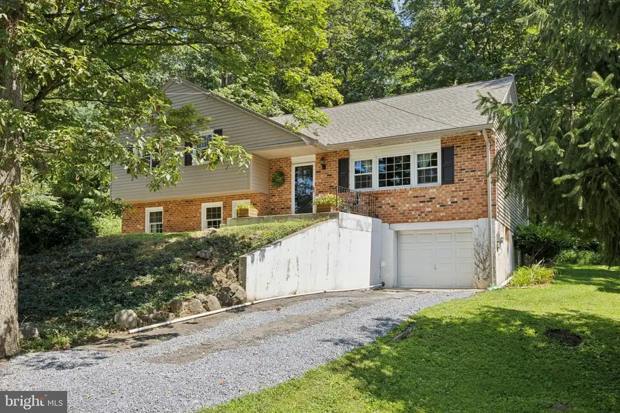 1598 Yarnall Rd, Pottstown, PA 19464 - #2