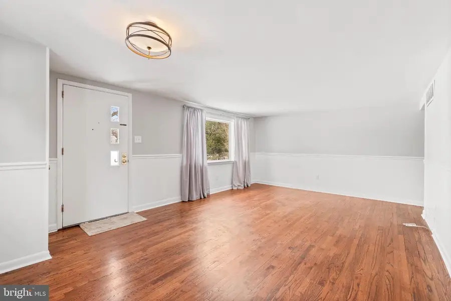 407 W Moreland Ave, Hatboro, PA 19040 - #3