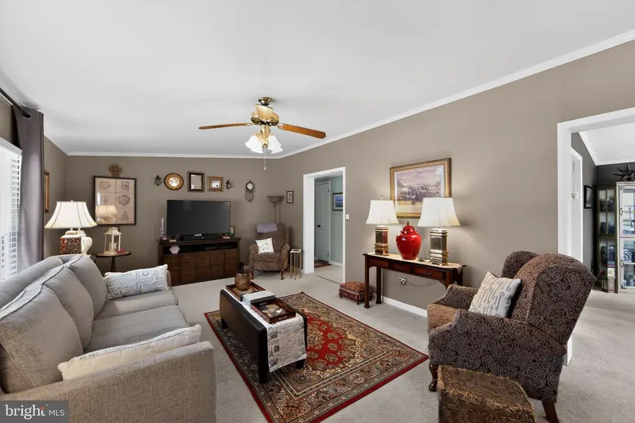 11 Oakplace Ct W, Harleysville, PA 19438 - #3