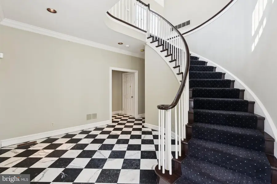 821 Oxford Crst, Villanova, PA 19085 - #3