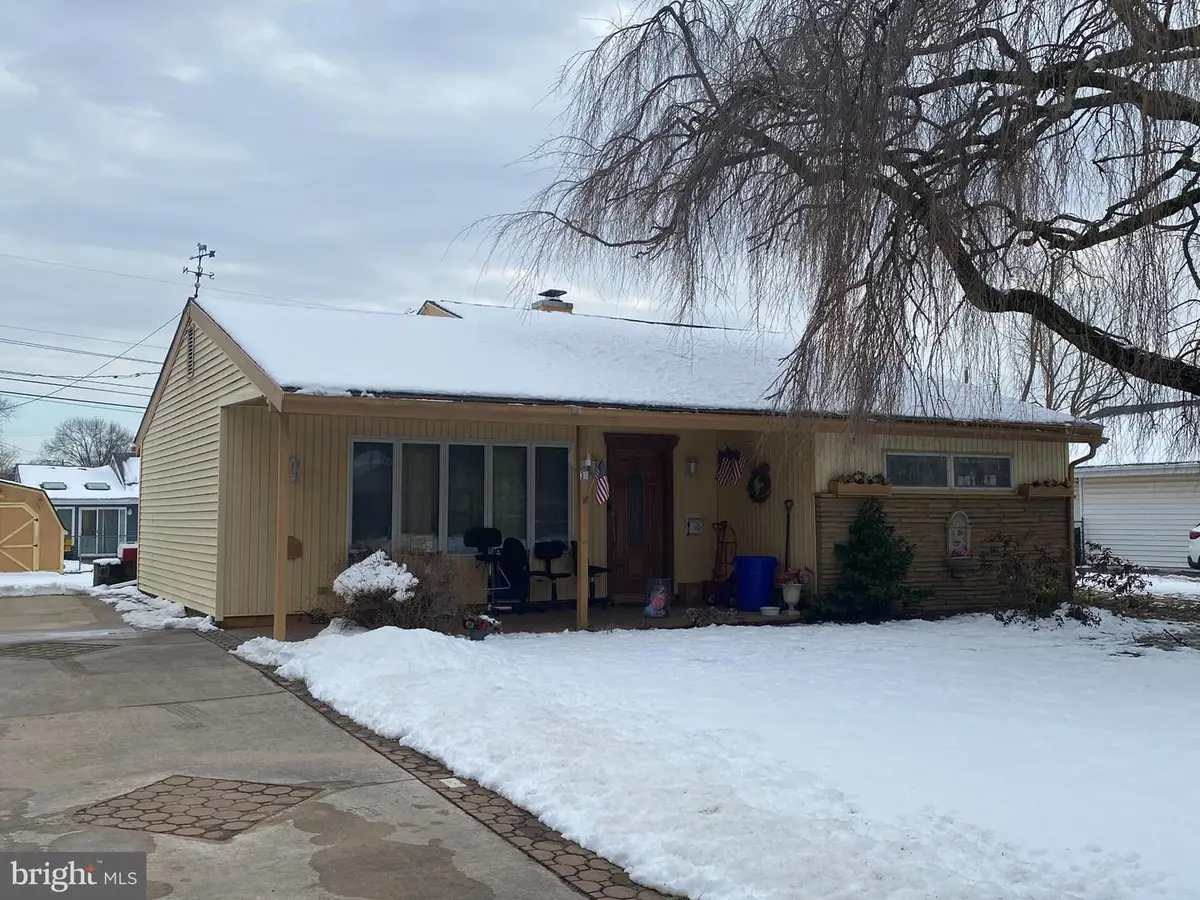 30 E Church Rd, Plymouth Meeting, PA 19462 - #1