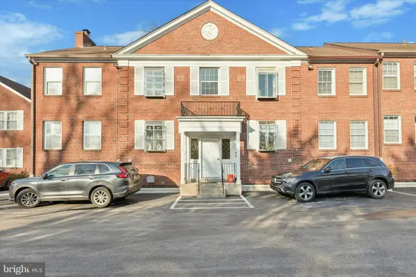 922 W Montgomery Ave, ARDMORE, PA 19003