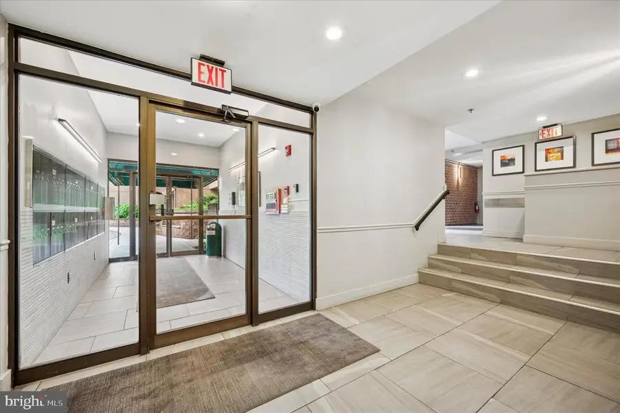 19 Rock Hill Rd #7-d, Bala Cynwyd, PA 19004 - #3