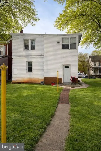 36 E 3rd St, Pottstown, PA 19464 - #2