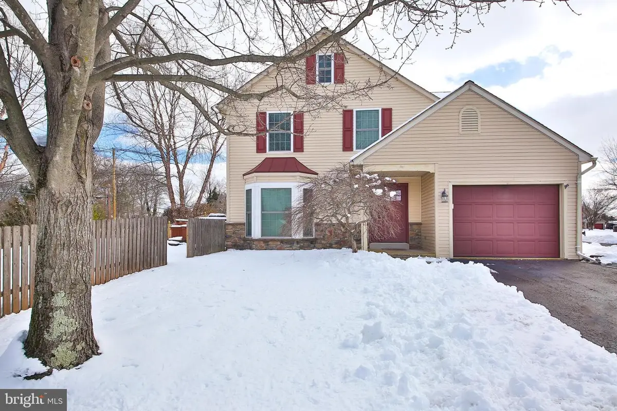 120 Packham Ct, Telford, PA 18969 - #1