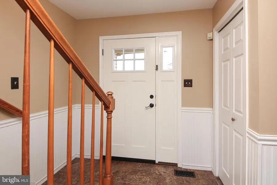 120 Packham Ct, Telford, PA 18969 - #3