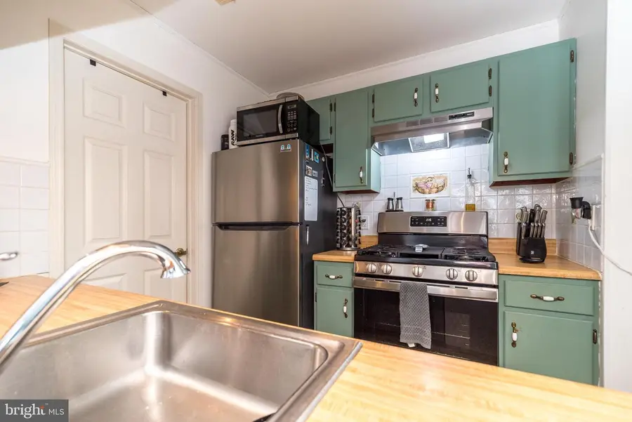 906 Dogwood Ct, Lansdale, PA 19446 - #3