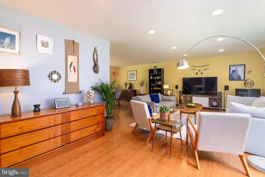 1030 Rock Creek Dr, Wyncote, PA 19095 - #3