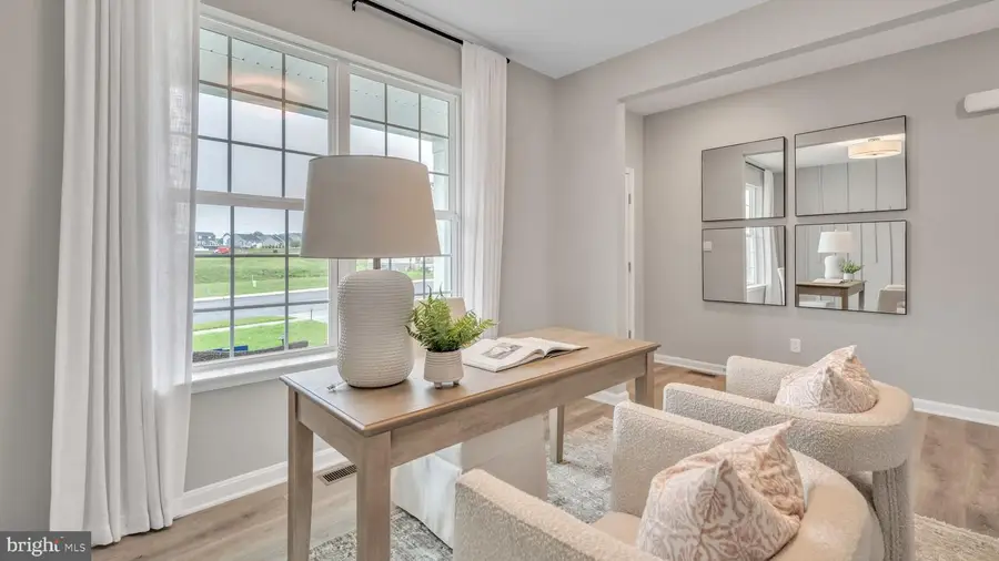 3048 Martha Way, Pennsburg, PA 18073 - #2