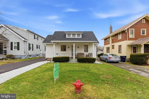 104 Montgomery Avenue, EAST NORRITON, PA 19401