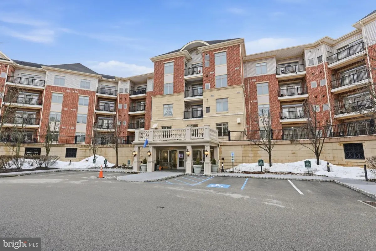 556 Carson Ter, Huntingdon Valley, PA 19006 - #1