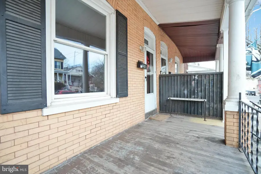 642 Walnut St, Pottstown, PA 19464 - #3