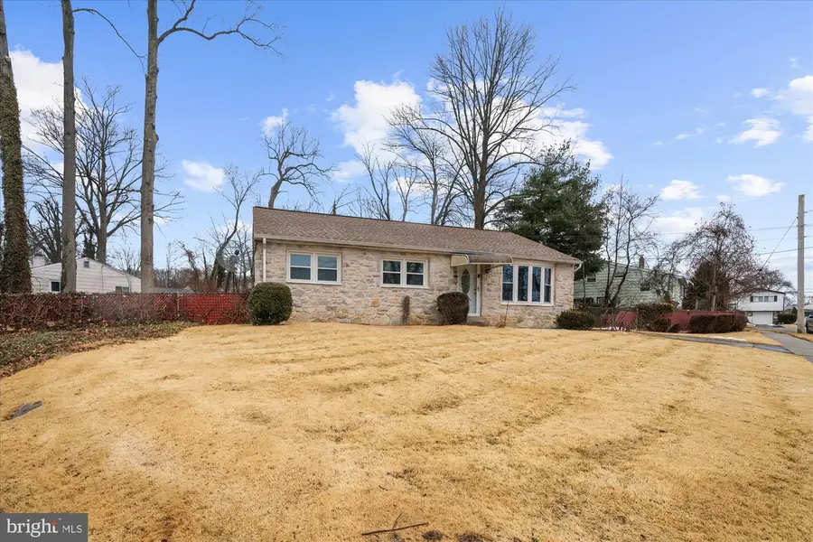 2665 Fox Ave, Abington, PA 19001 - #3