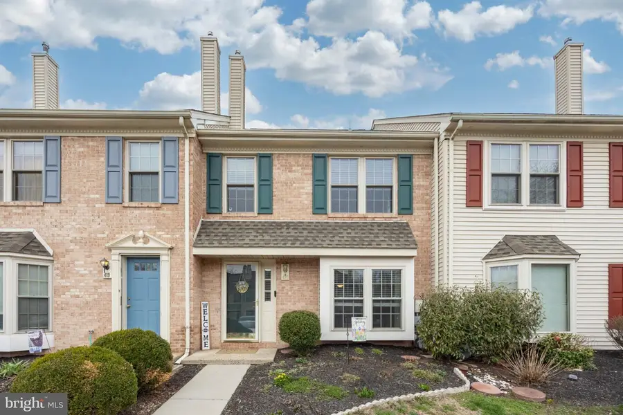 420 Oaktree Ct, Pottstown, PA 19464 - #2