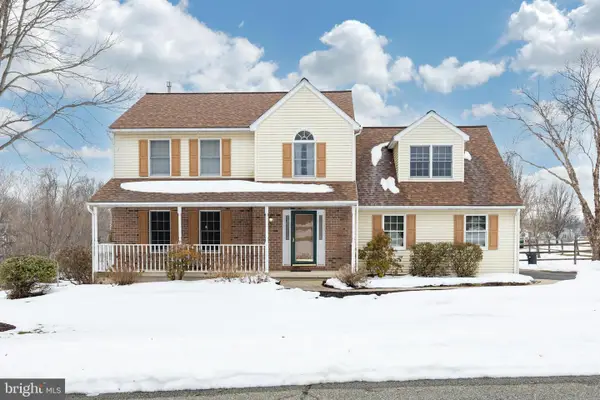 1537 Meadowview Dr, POTTSTOWN, PA 19464