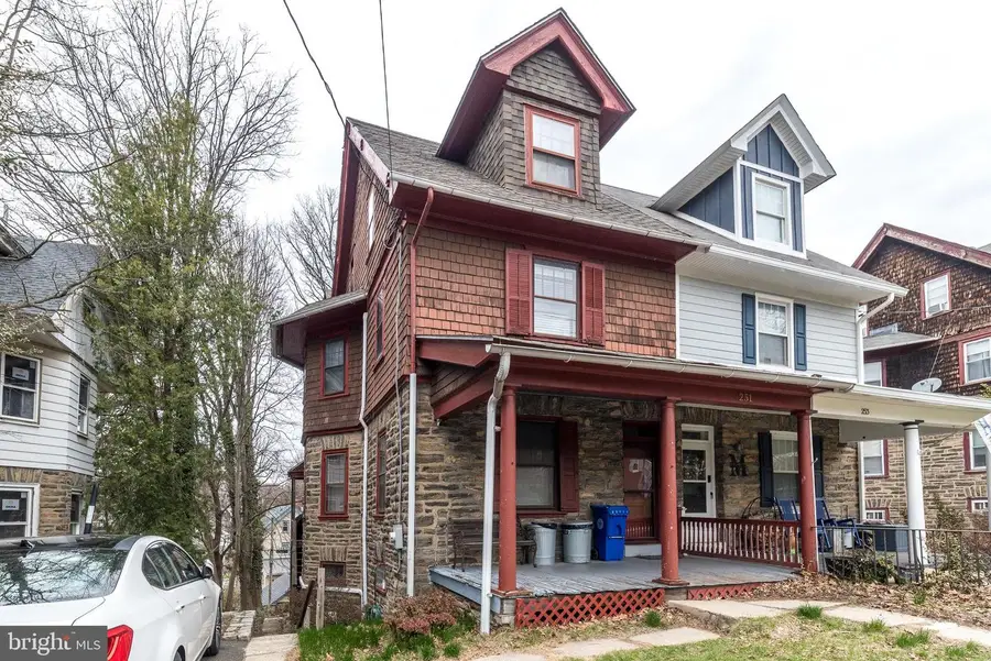251 Washington Ln, Jenkintown, PA 19046 - #3