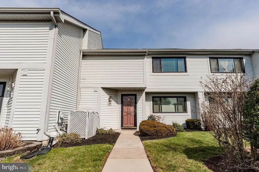 104 Revere Dr, Harleysville, PA 19438 - #2