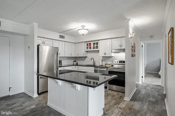 10713 Valley Forge Cir #713, KING OF PRUSSIA, PA 19406