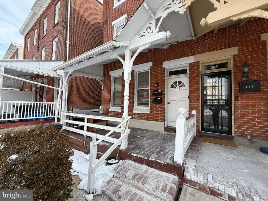 558 Stanbridge St, Norristown, PA 19401 - #3