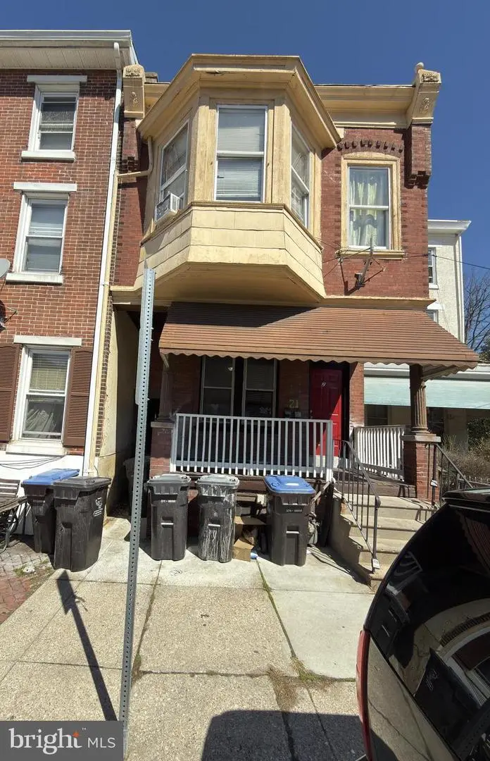 21 W Chestnut St, Norristown, PA 19401 - #1