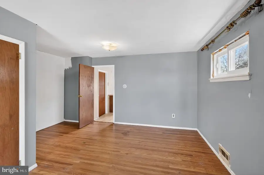 1141 Boone Ave, Abington, PA 19001 - #3