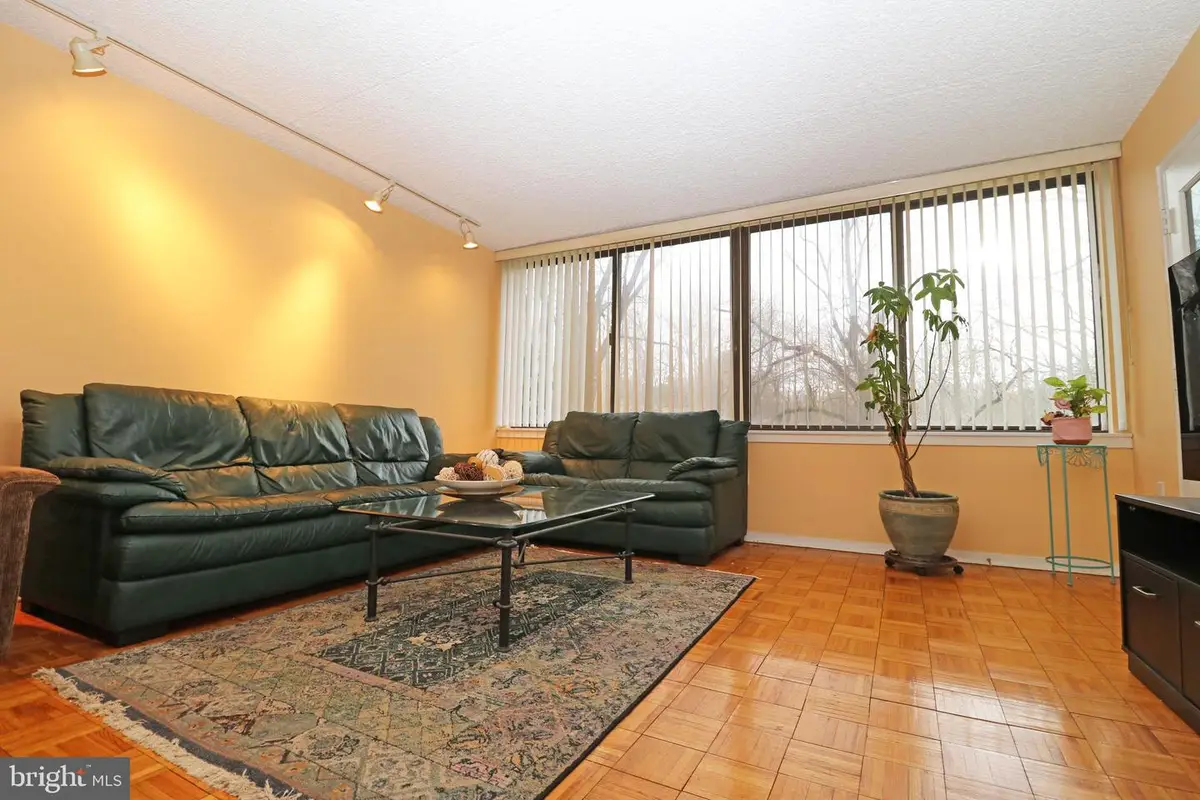 19 Rock Hill Rd #3d, Bala Cynwyd, PA 19004 - #1